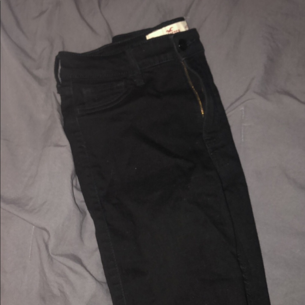Black Hollister jeans